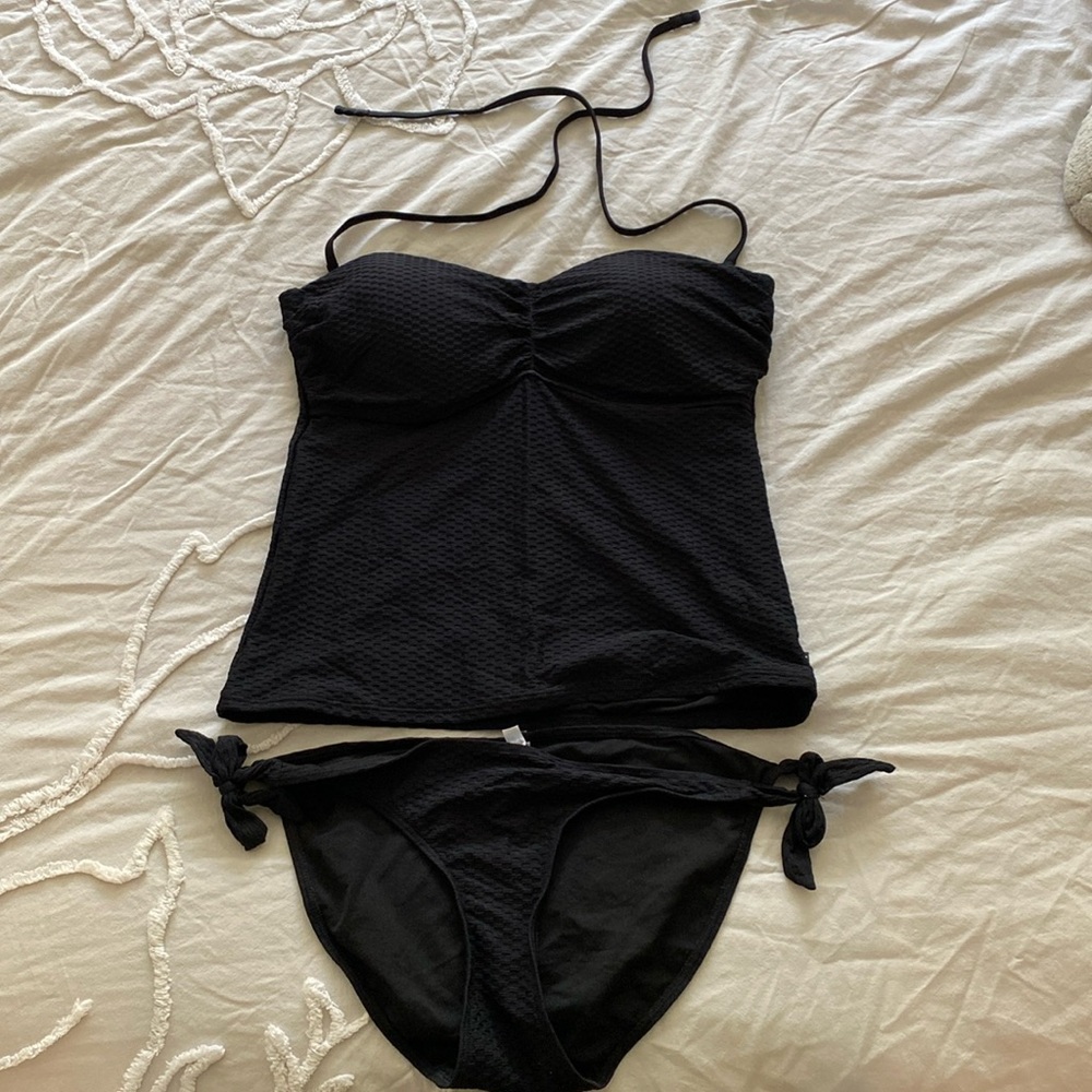la Vie en Rose black textured tankini